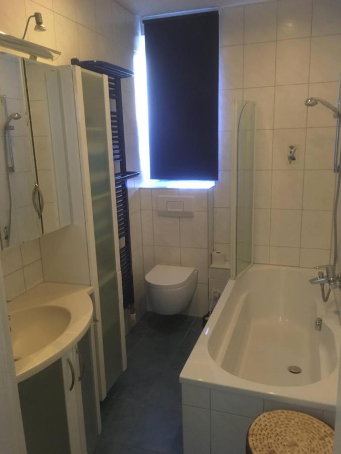 Ferienwohnung Kastanienblick Oder Parkblick, Oder Unser Radlerzimmer! Ziethen  Bilik gambar