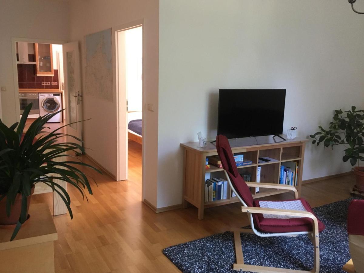 Ferienwohnung Kastanienblick Oder Parkblick, Oder Unser Radlerzimmer! Ziethen  Luaran gambar