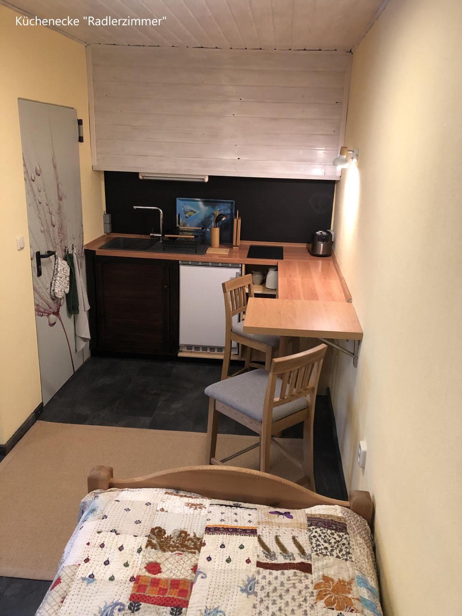 Ferienwohnung Kastanienblick Oder Parkblick, Oder Unser Radlerzimmer! Ziethen  Luaran gambar